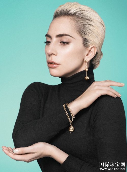 Lady Gagaܽ (Tiffany & Co.) Ĕzȫ´Ƭጳ